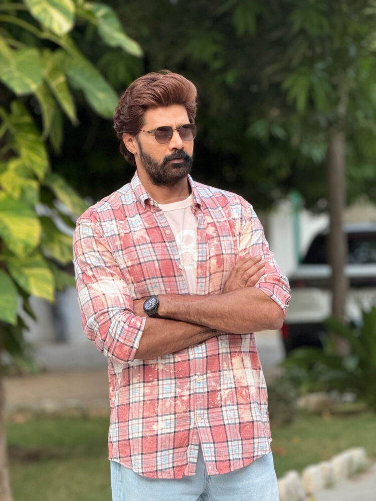'లెవన్' మూవీ హీరో నవీన్ చంద్ర  స్పెషల్ ఇంటర్వూ !  10 IMG 20250515 WA0235 e1747316324992