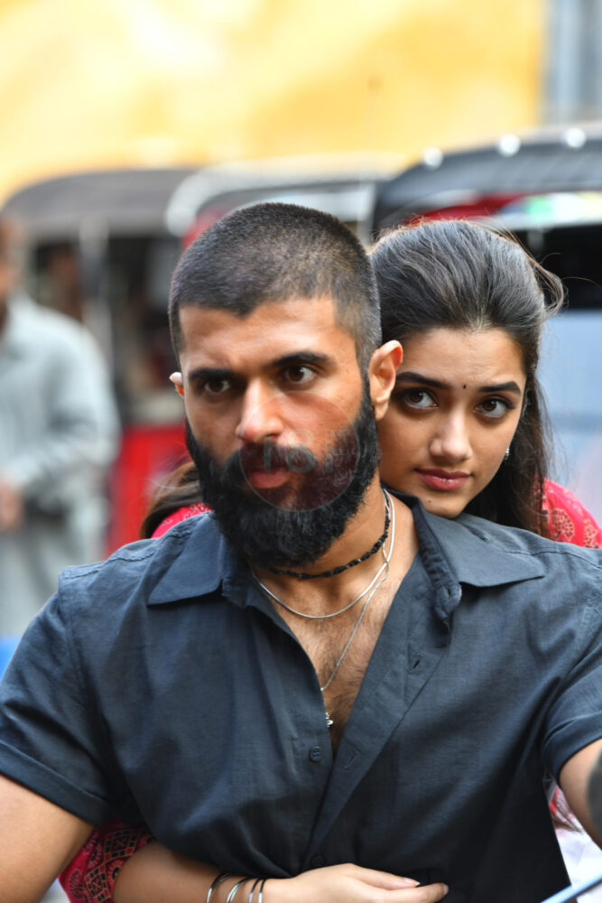 'కింగ్డమ్' చిత్రం నుండి మొదటి గీతం విడుదల ! 4 KINGDOM STILL002 scaled e1746187112883