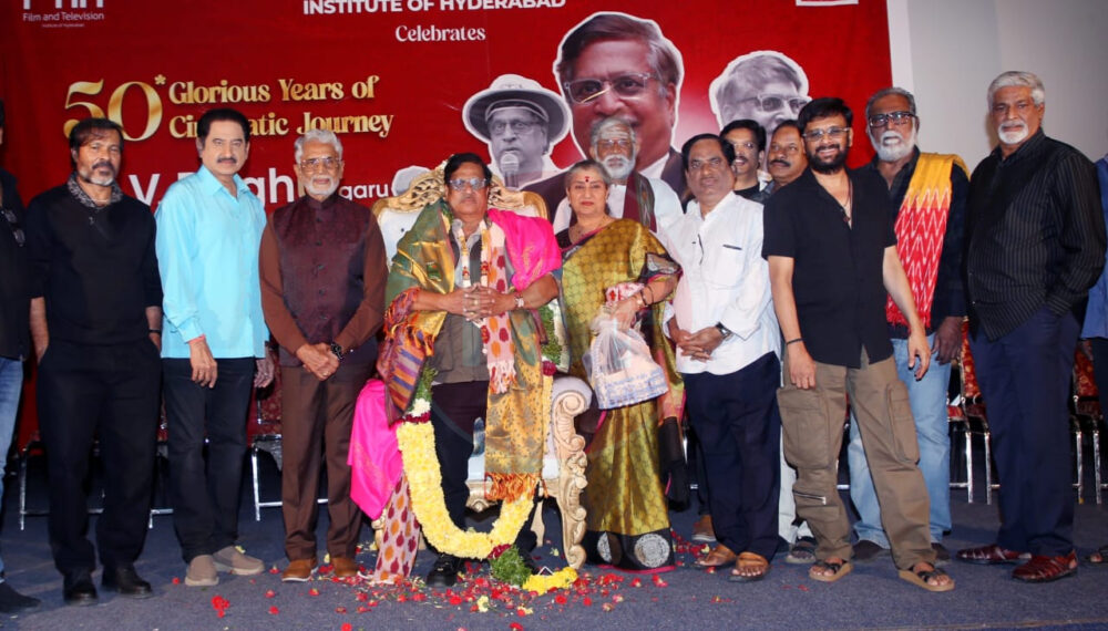 ప్రముఖుల సమక్షంలో ఘనంగా ఎంవీ రఘు 50 ఏళ్ల గోల్డెన్ జూబ్లీ ! 4 IMG 20251019 WA0414 e1760879768512